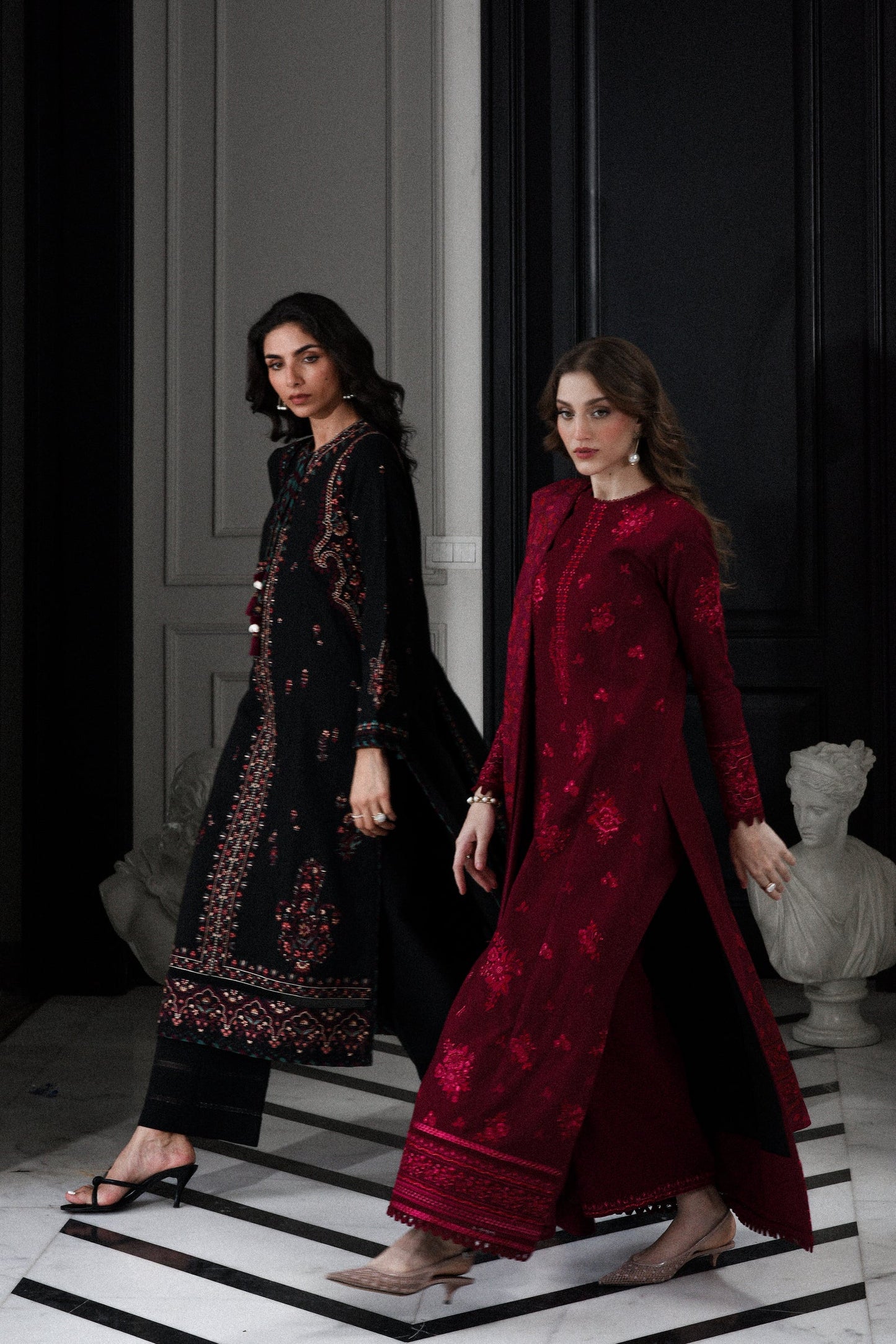 MAROON LUXURY EMBROIDERED KARANDI SET (NEL-25622) | ZAIB