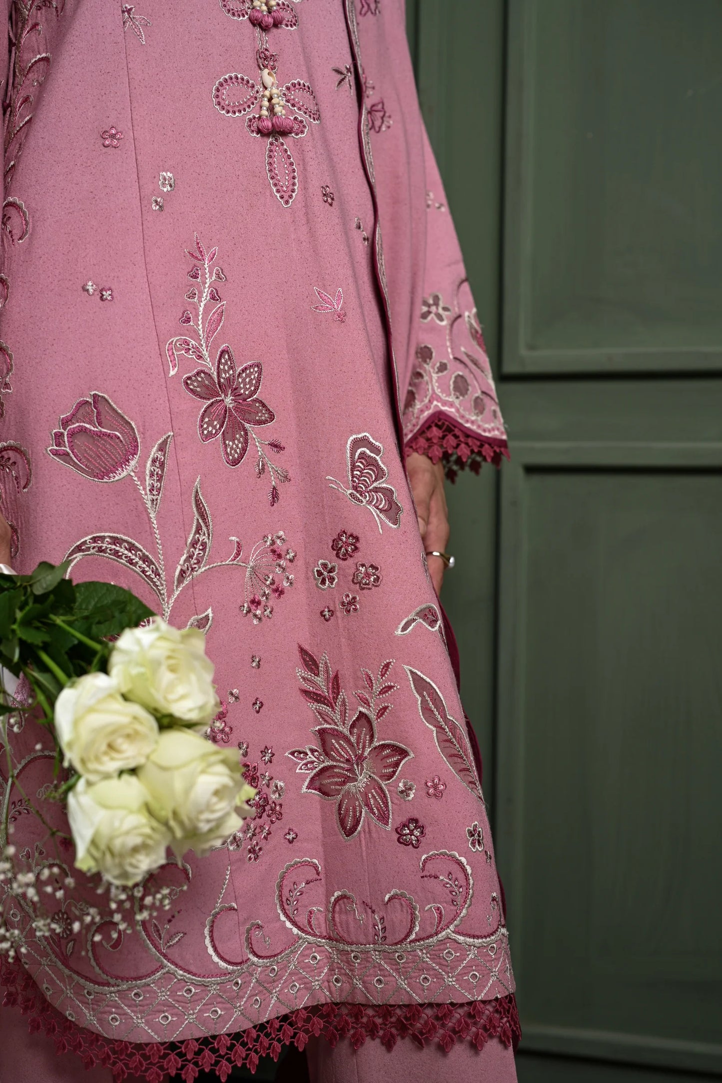 BLUSH PINK LUXURY EMBROIDERED KARANDI SET (NEL-25632) | ZAIB