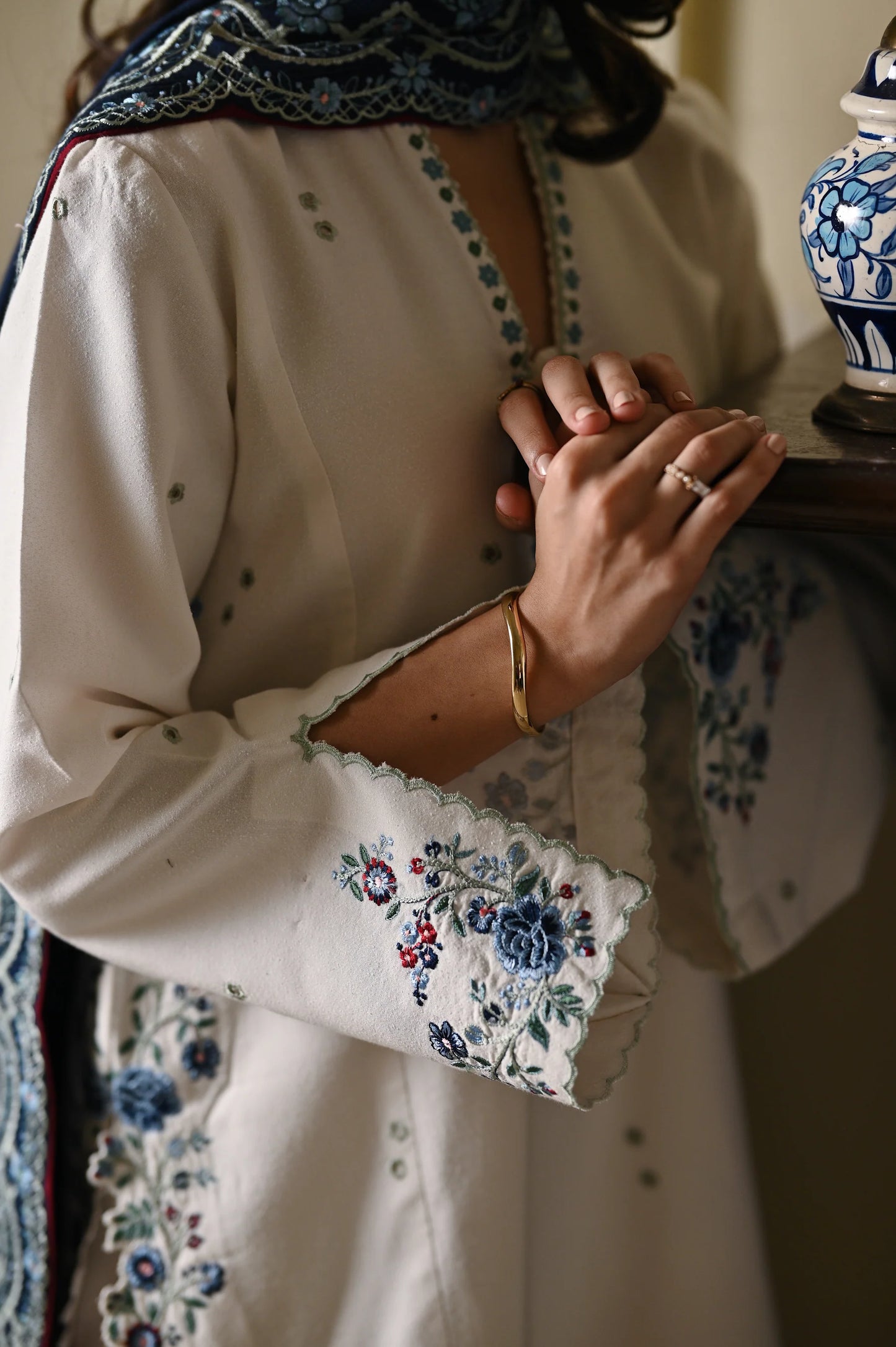 WHITE | LUXURY EMBROIDERED KARANDI | (NPA3-25442) | ZAIB