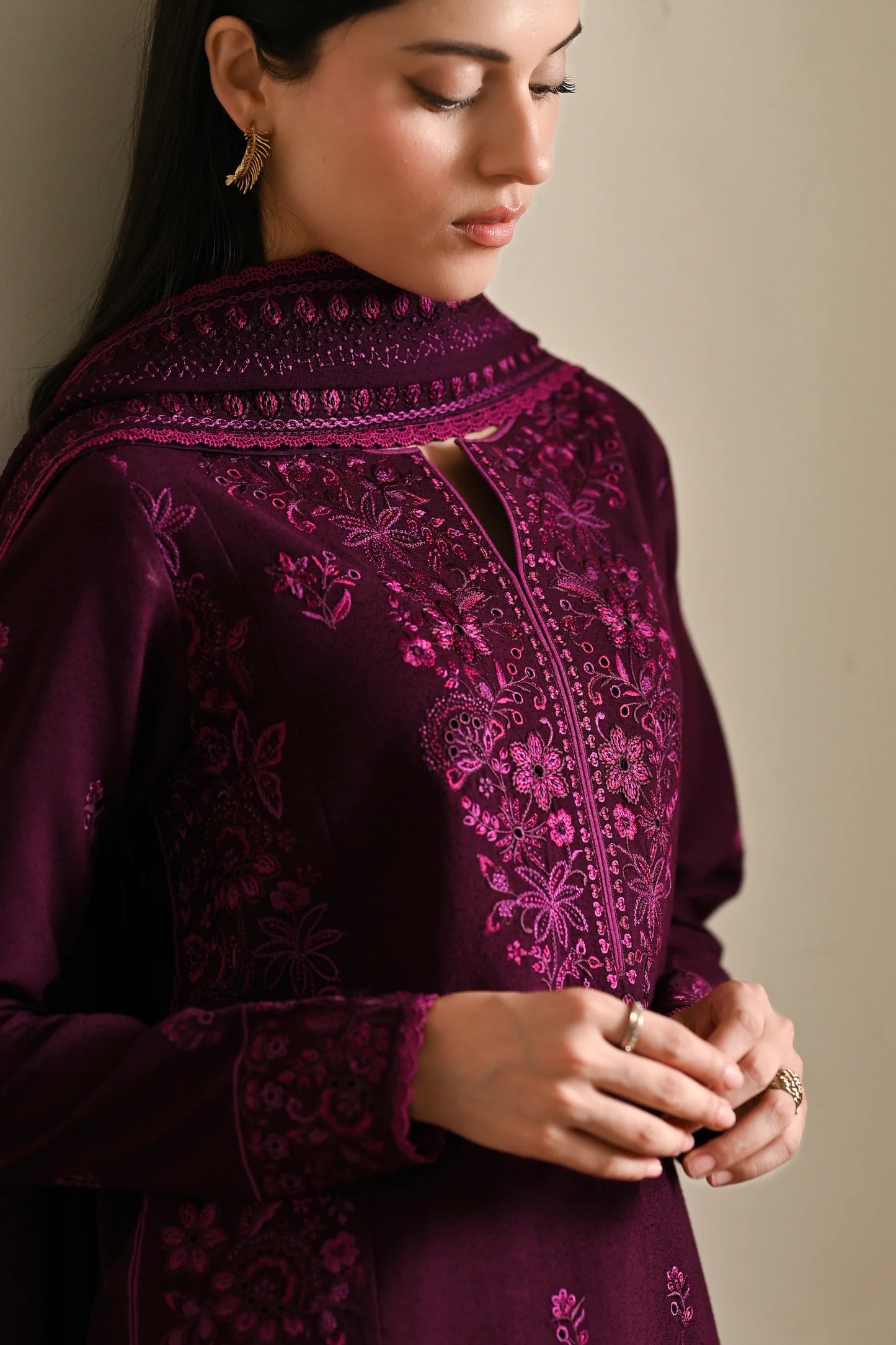PLUM | LUXURY EMBROIDERED KARANDI | (NPA3-25448) | ZAIB