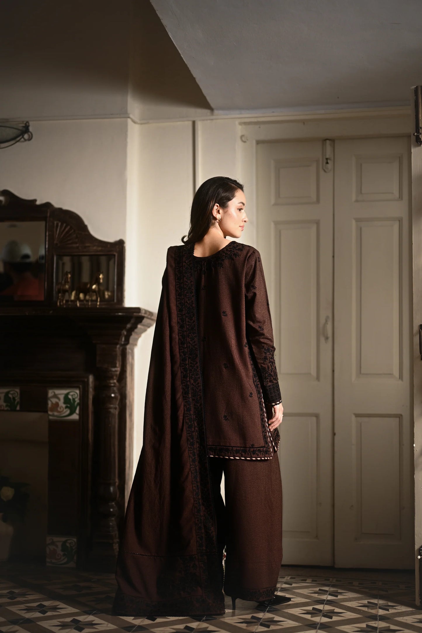 CHOCOLATE BROWN | LUXURY EMBROIDERED KARANDI | (NPA3-25441) | ZAIB