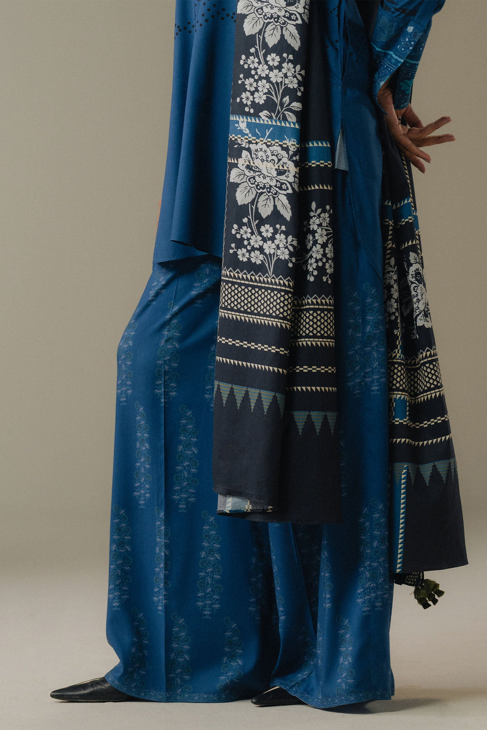 TERRACOTTA SKY-9B | COCO PRINTS EDIT V | Zara Shahjahan