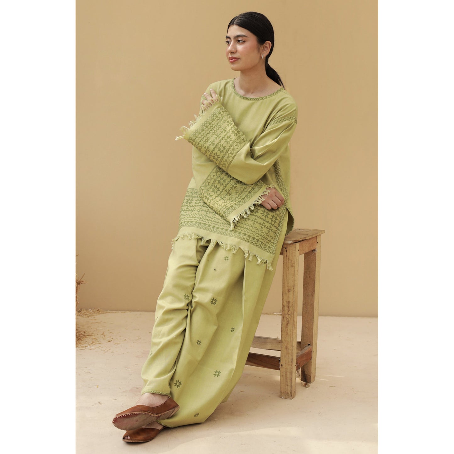 AVOCADO GREEN OUTFIT | FALL WINTER '25 DYOT