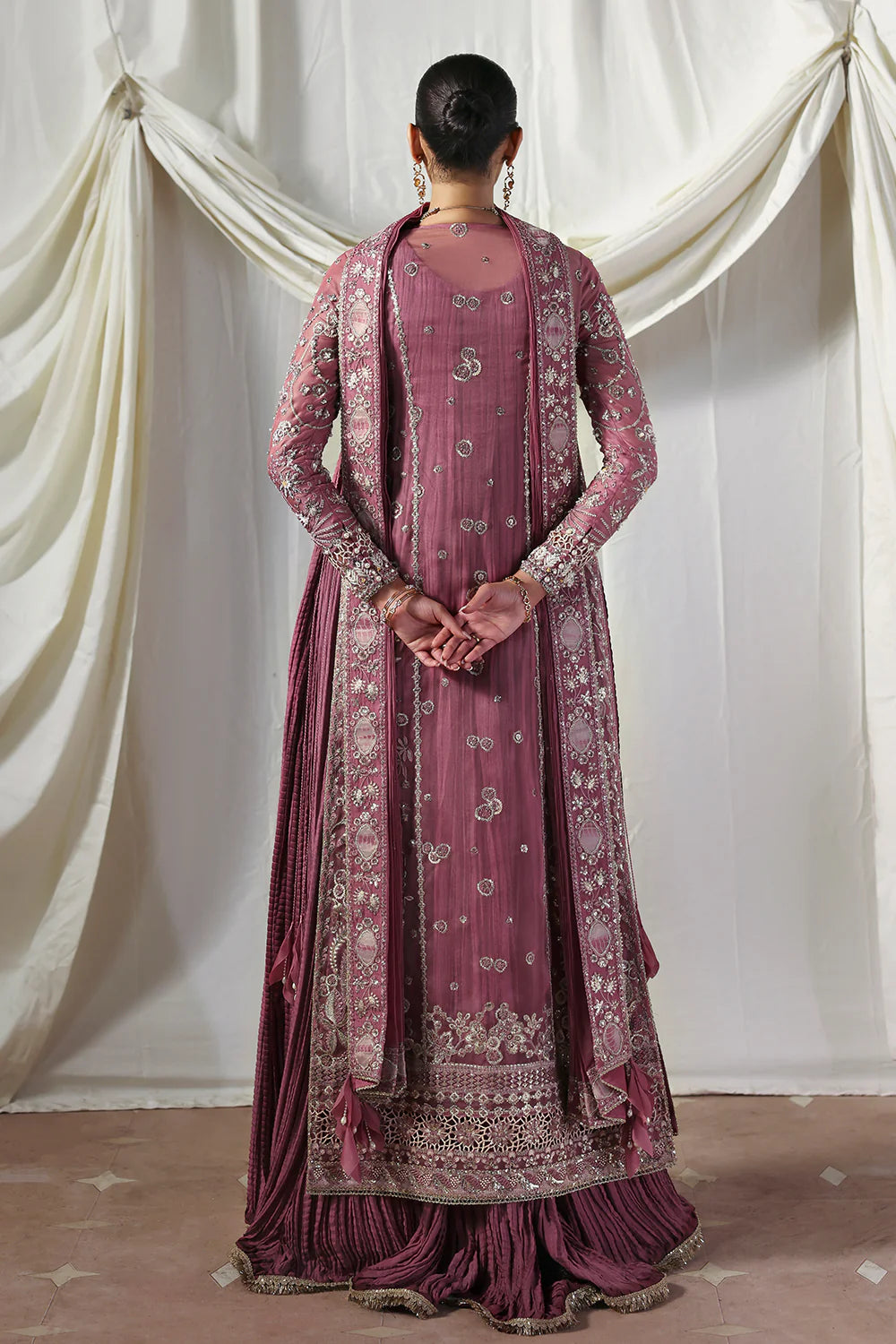 ISOLDE | LUMENE FESTIVE ' 25/26 | SORAYA