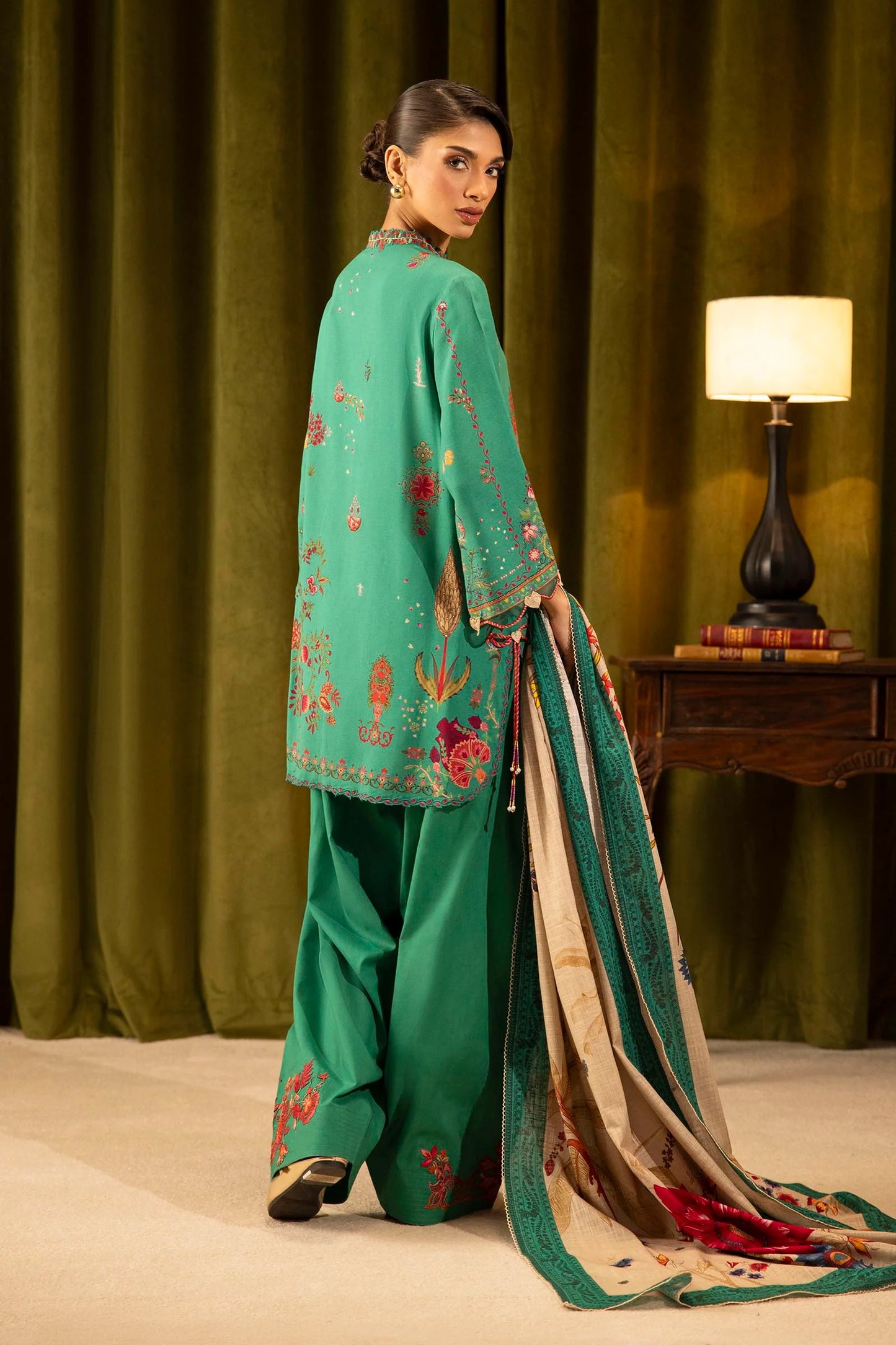 M253-019B-3CQ | Muzlin Winter'25 | SANA SAFINAZ