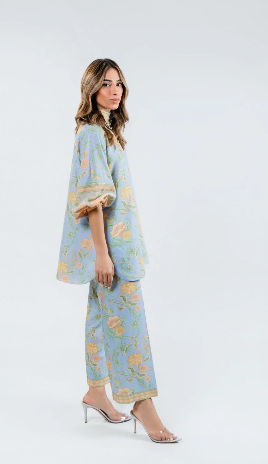 Feeha (B) | BARAÉ KHANOM