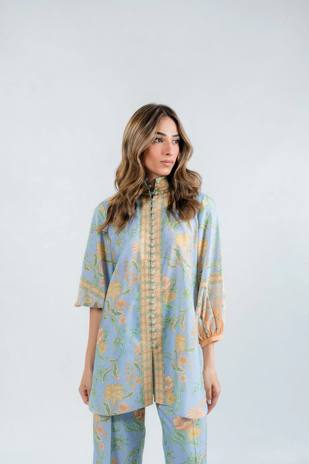 Feeha (B) | BARAÉ KHANOM