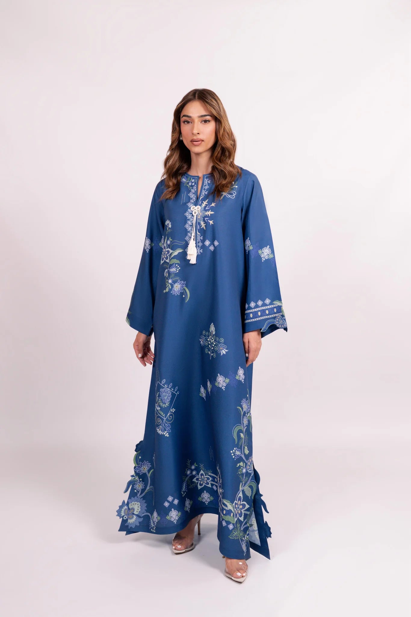 Haya B | BARAÉ KHANOM