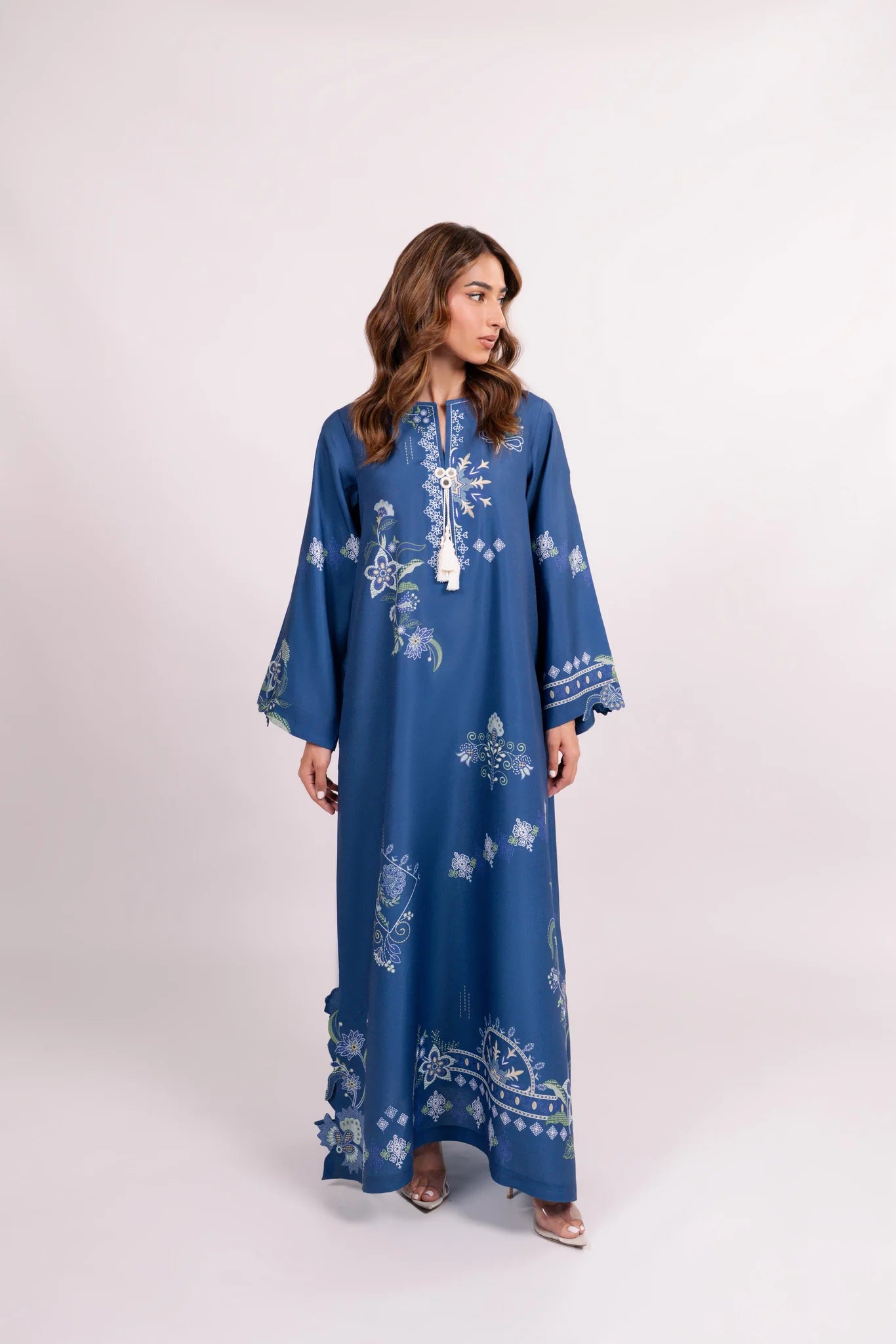 Haya B | BARAÉ KHANOM