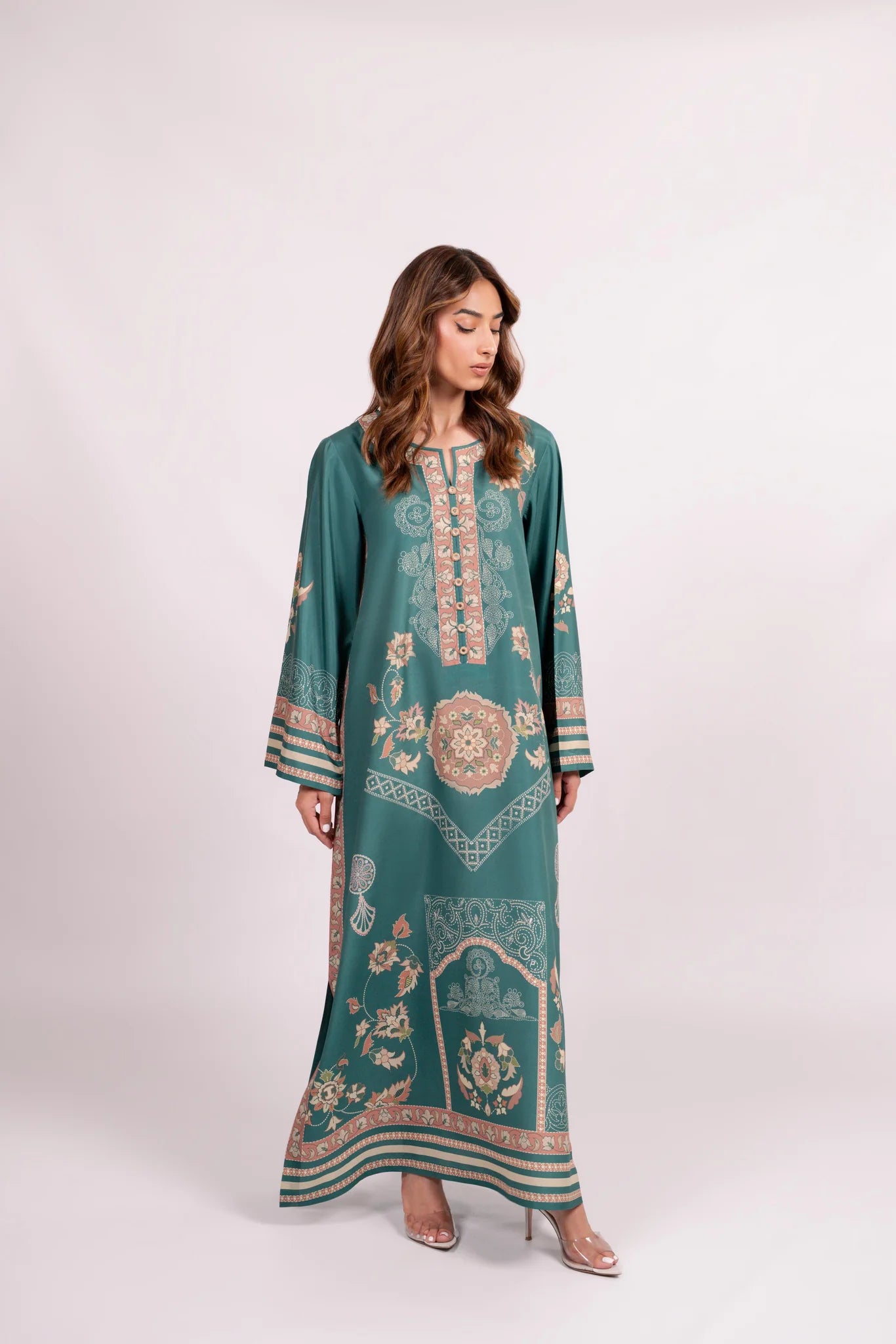 Darya B | BARAÉ KHANOM