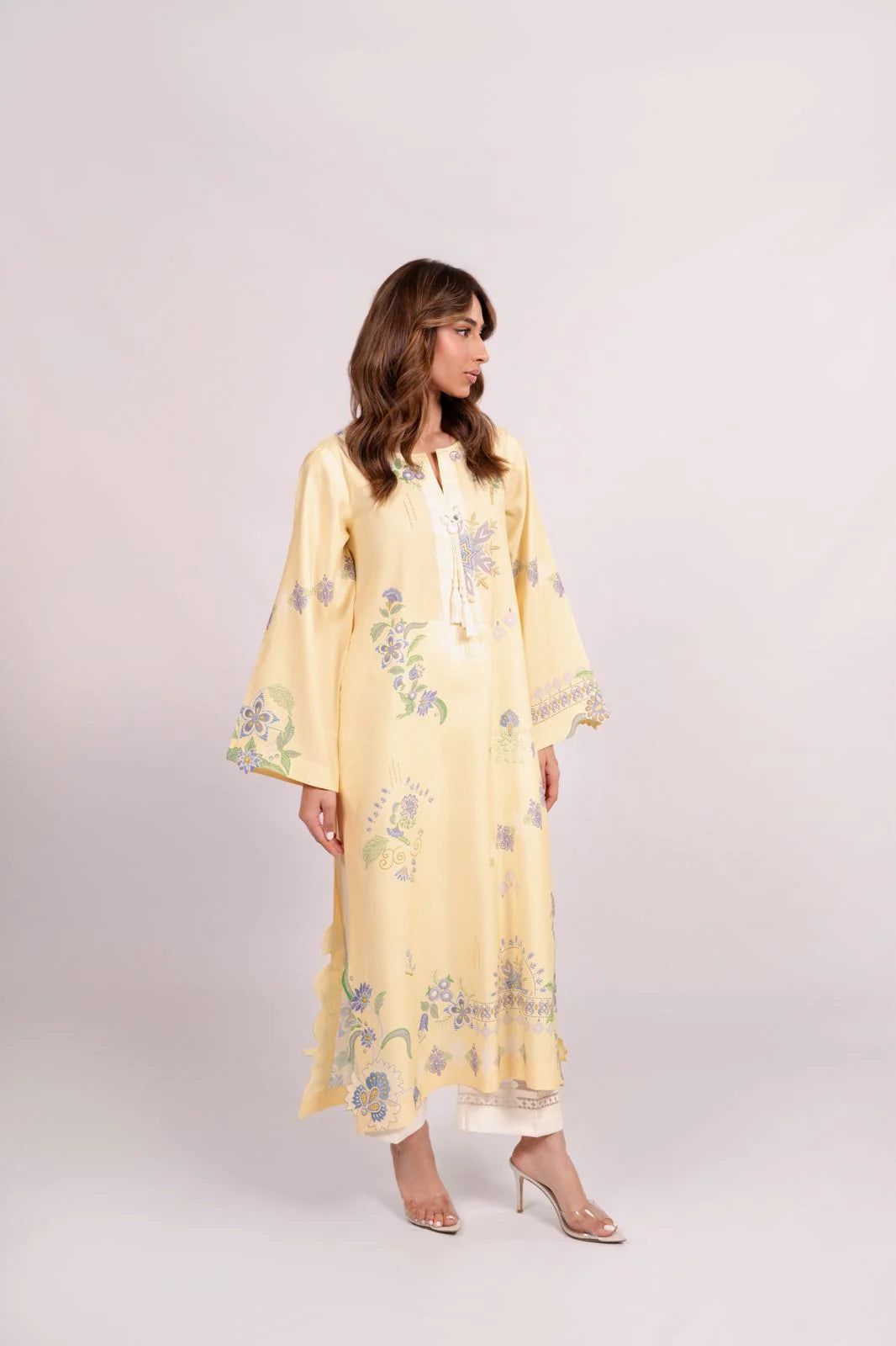 Afshin B | BARAÉ KHANOM