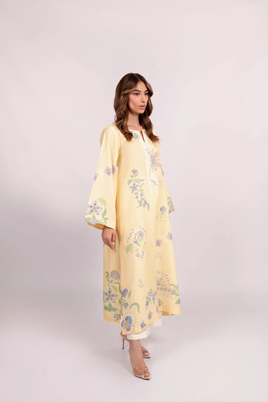 Afshin B | BARAÉ KHANOM