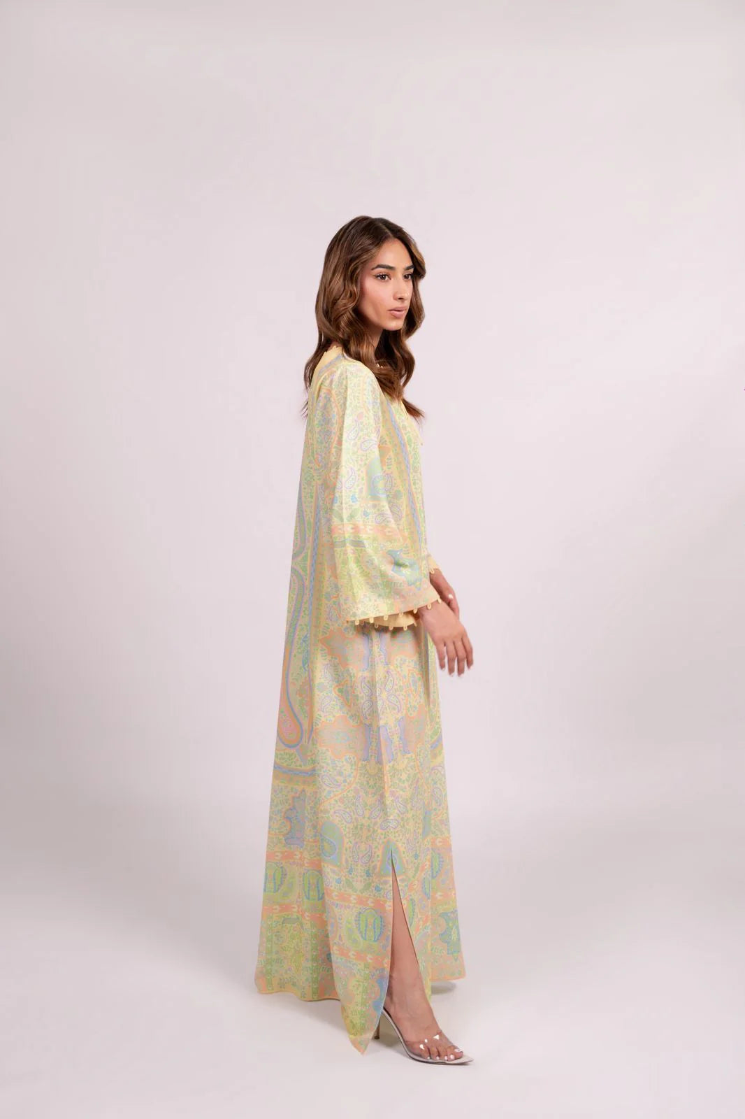 Roya A | BARAÉ KHANOM