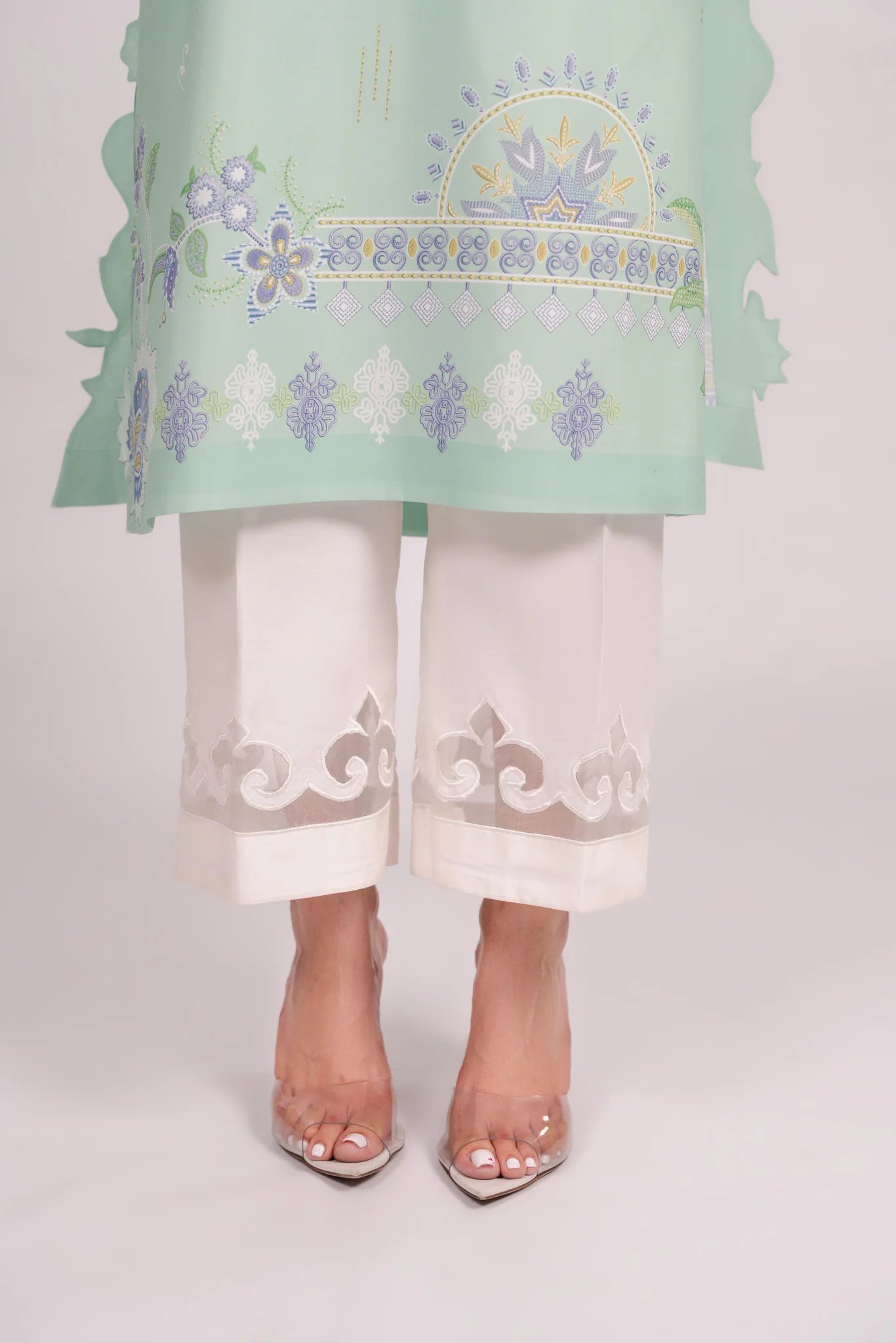 Minar A Pants | BARAÉ KHANOM