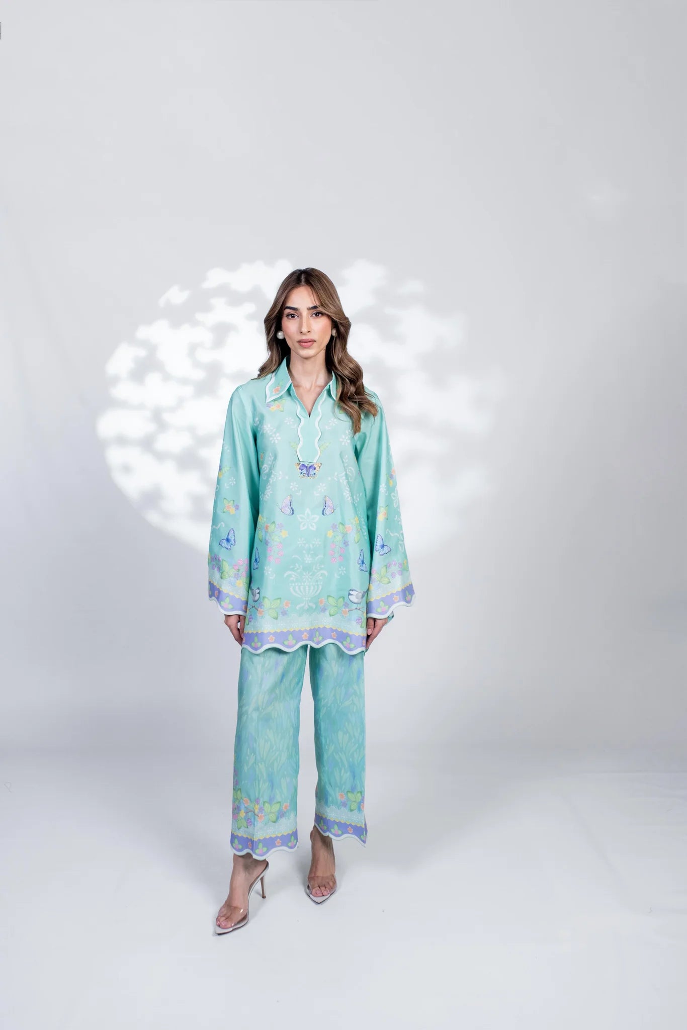 Somi (A) | BARAÉ KHANOM