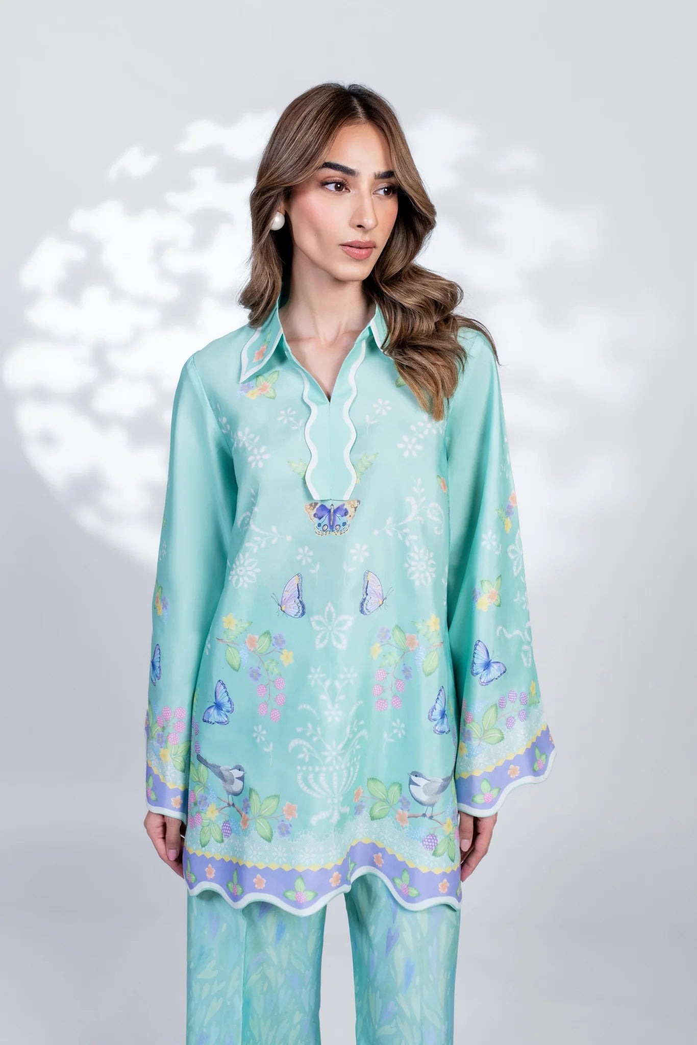 Somi (A) | BARAÉ KHANOM