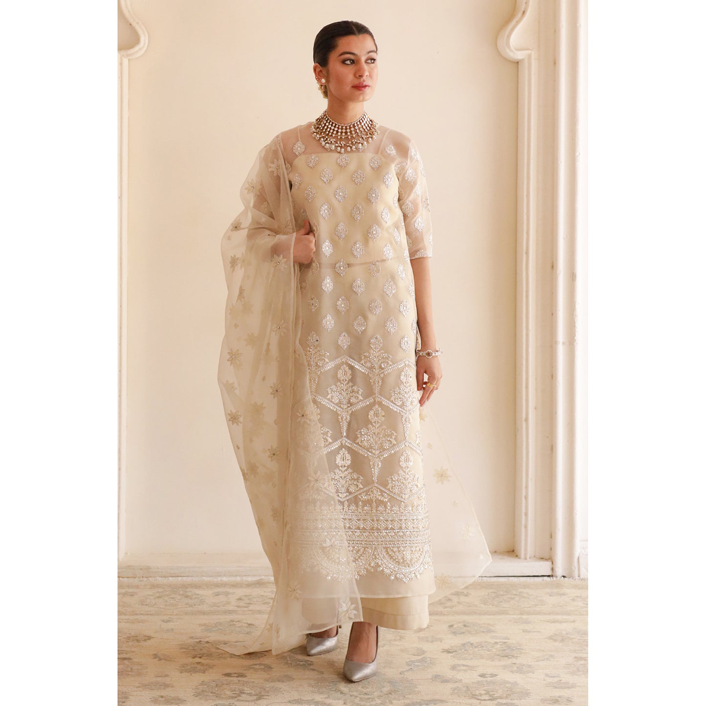 WHITE OUTFIT | ZEENAT '24 | DYOT