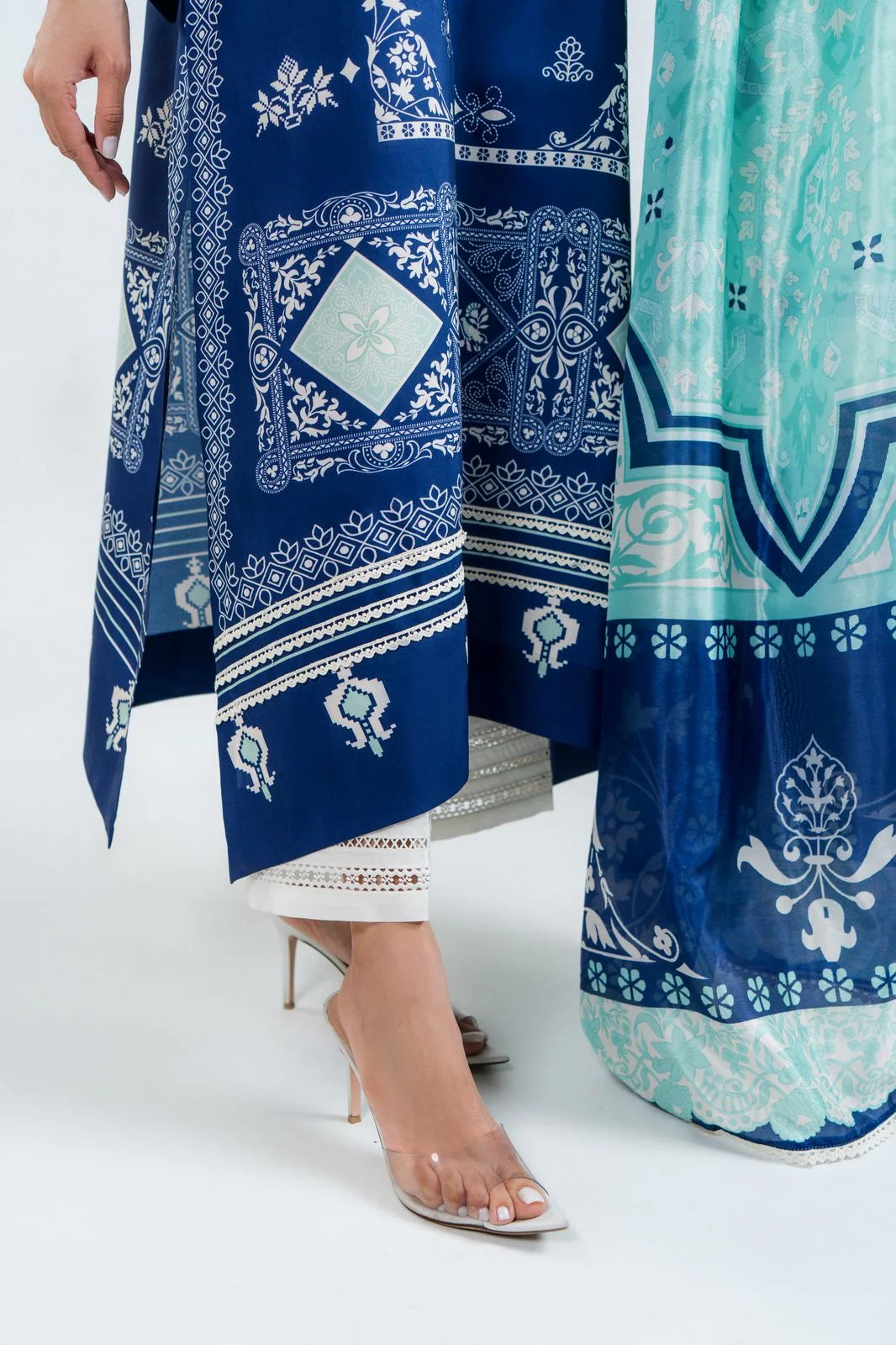 Selma (A) | BARAÉ KHANOM