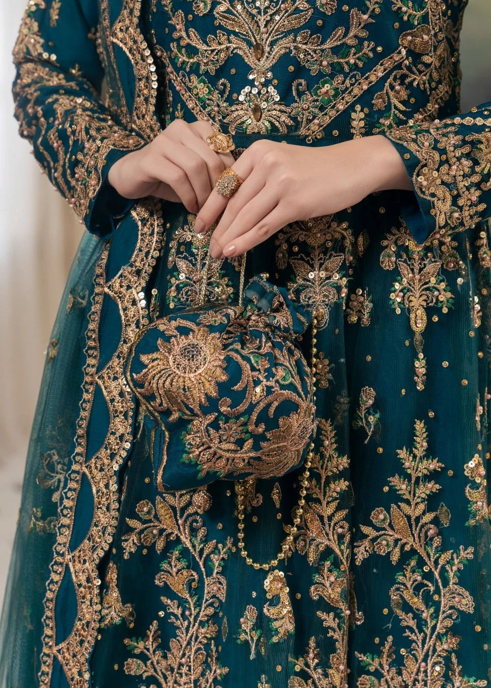 Heera | Haseens