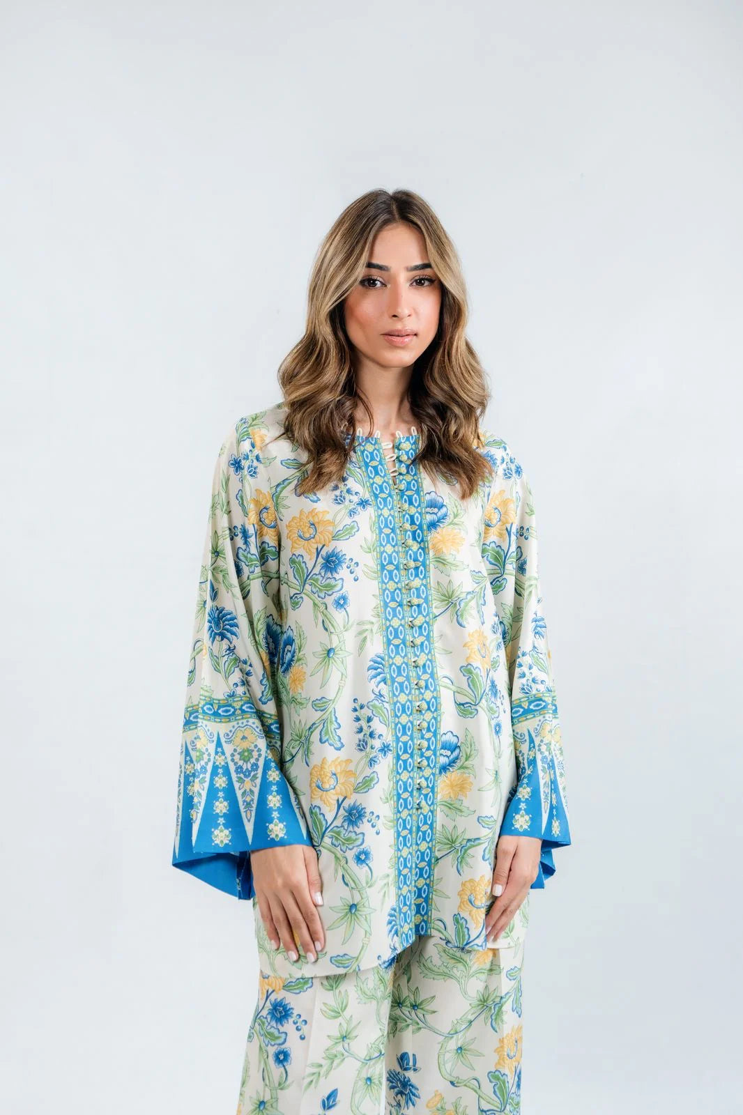 Feeha (A) | BARAÉ KHANOM