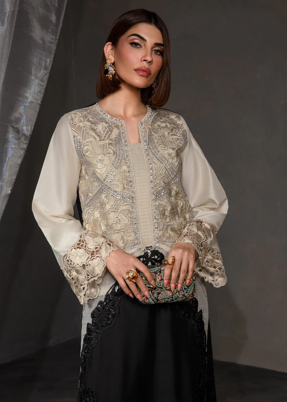Luxe | Saira Shakira
