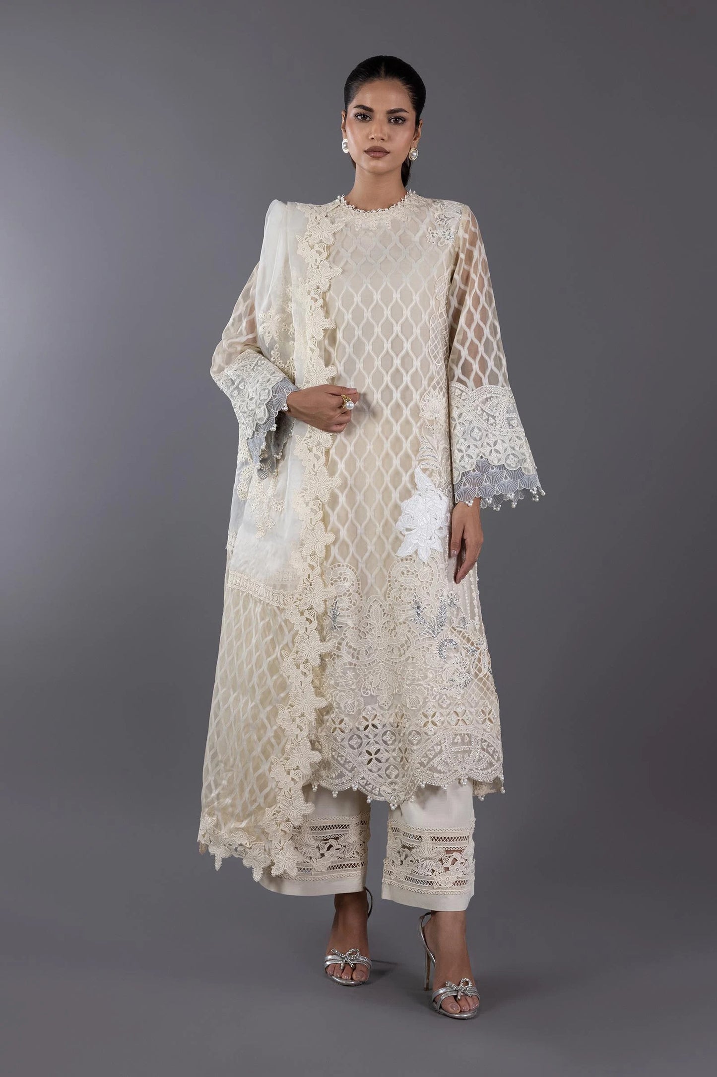 STITCHED ORGANZA EMBROIDERED SHIRT + CULOTTE+ DUPATTA | Sana Safinaz