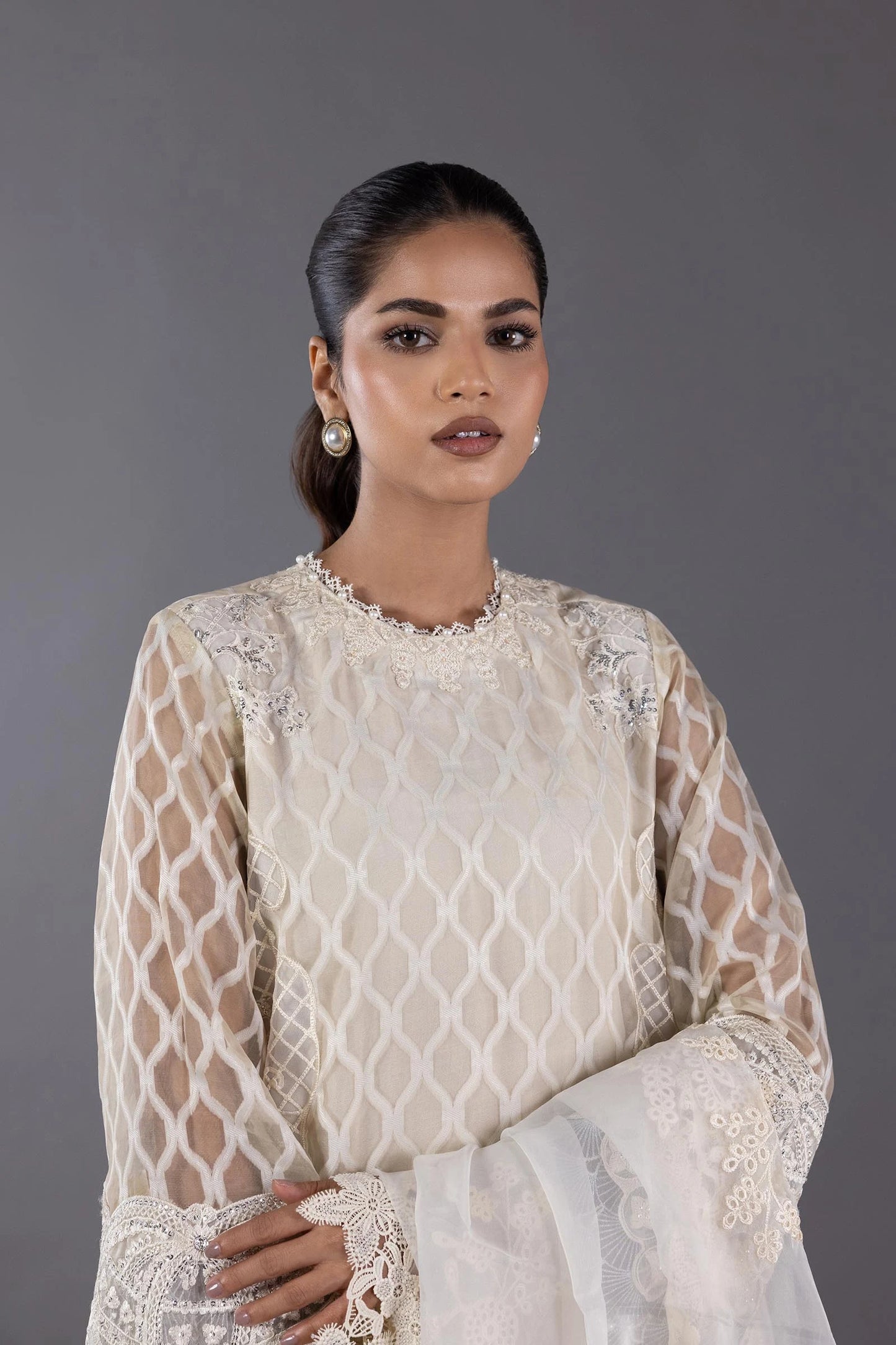 STITCHED ORGANZA EMBROIDERED SHIRT + CULOTTE+ DUPATTA | Sana Safinaz