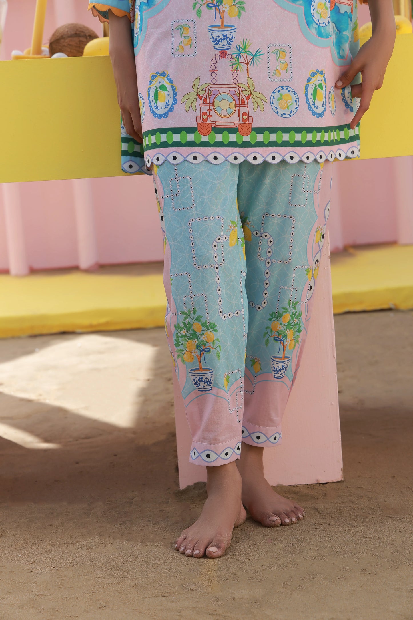 PINK WONDERLAND | LAWN PRET RAMADAN '26 | Studio Mehr