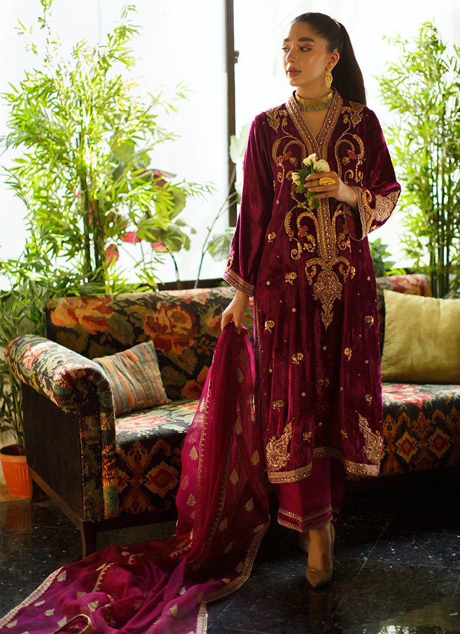 Miyera Berry Shirt And Dupatta | Velvet | FARAH TALIB AZIZ