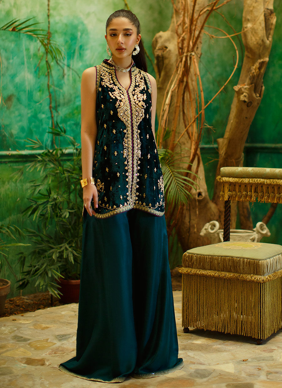 Nareman Emerald Shirt | Velvet | FARAH TALIB AZIZ