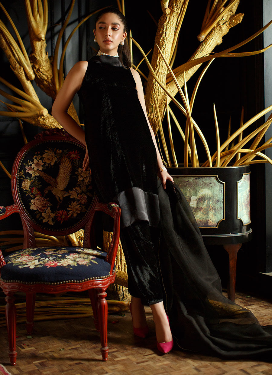 Elnara Black Shirt | Velvet | FARAH TALIB AZIZ