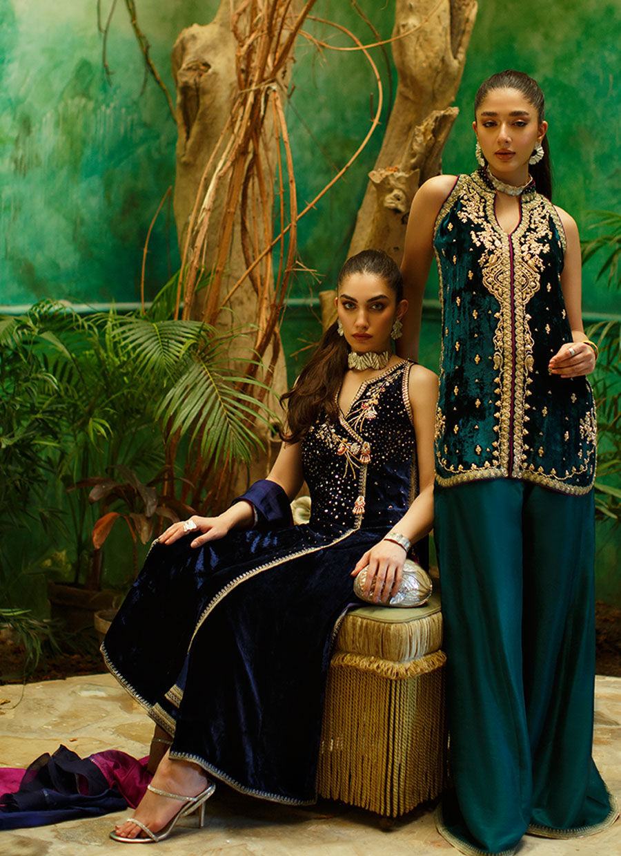 Nasrin Shirt And Dupatta | Velvet | FARAH TALIB AZIZ