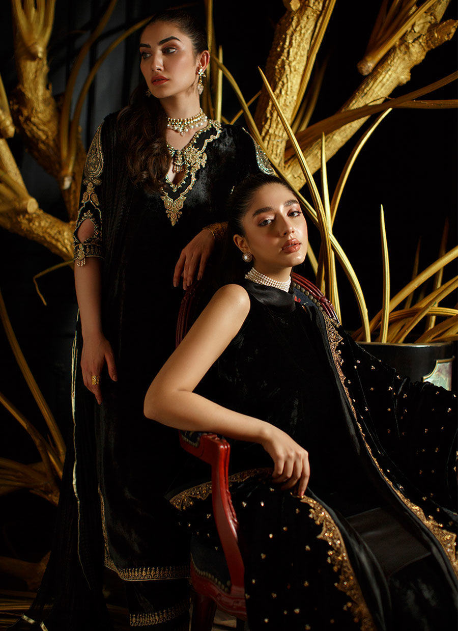 Aylin Shirt And Dupatta | Velvet | FARAH TALIB AZIZ