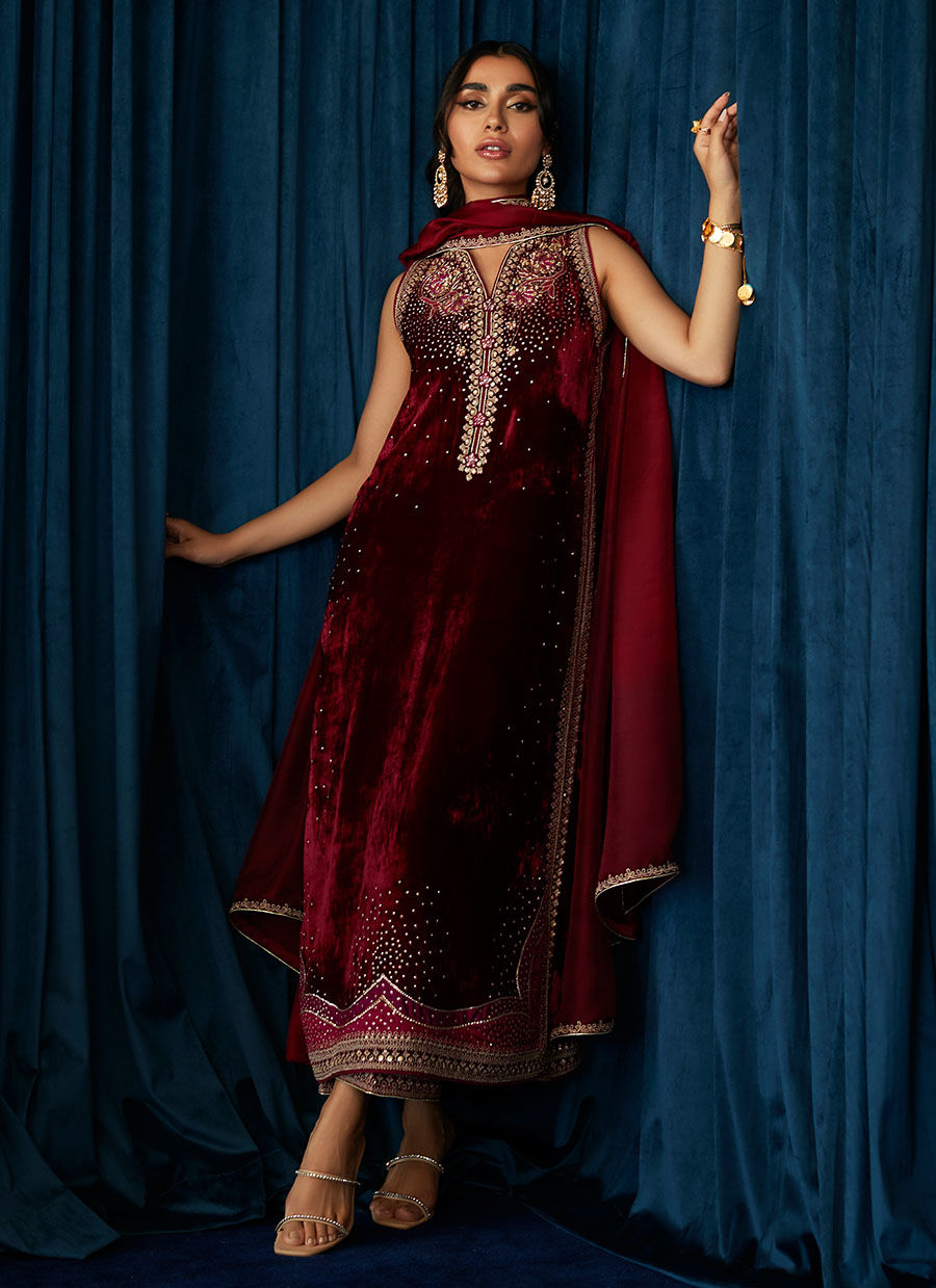 Rita Scarlett Shirt And Dupatta | Velvet | FARAH TALIB AZIZ