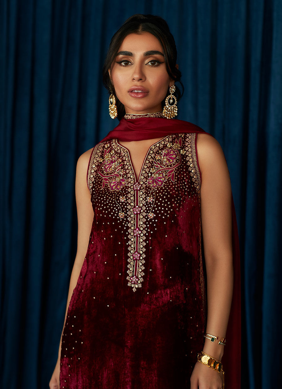 Rita Scarlett Shirt And Dupatta | Velvet | FARAH TALIB AZIZ