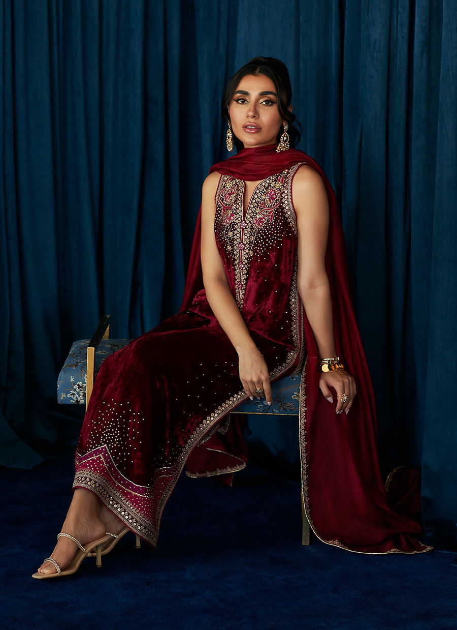 Rita Scarlett Shirt And Dupatta | Velvet | FARAH TALIB AZIZ