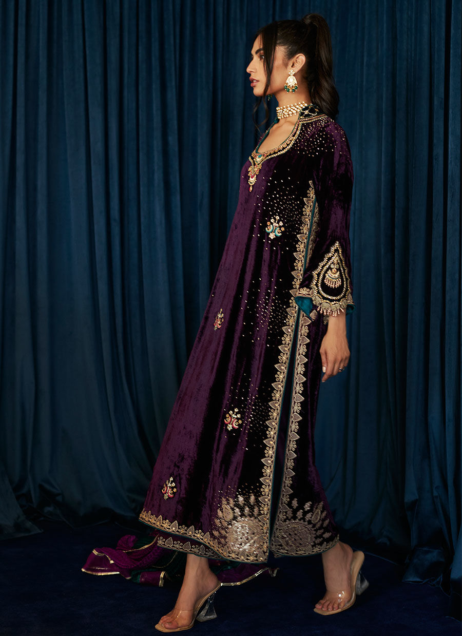 Bette Shirt And Dupatta | Velvet | FARAH TALIB AZIZ