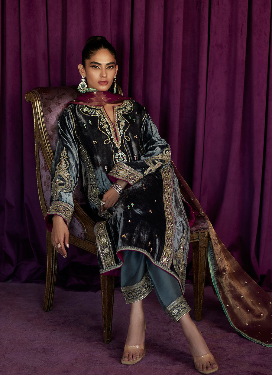 Salma Silver Shirt And Dupatta | Velvet | FARAH TALIB AZIZ