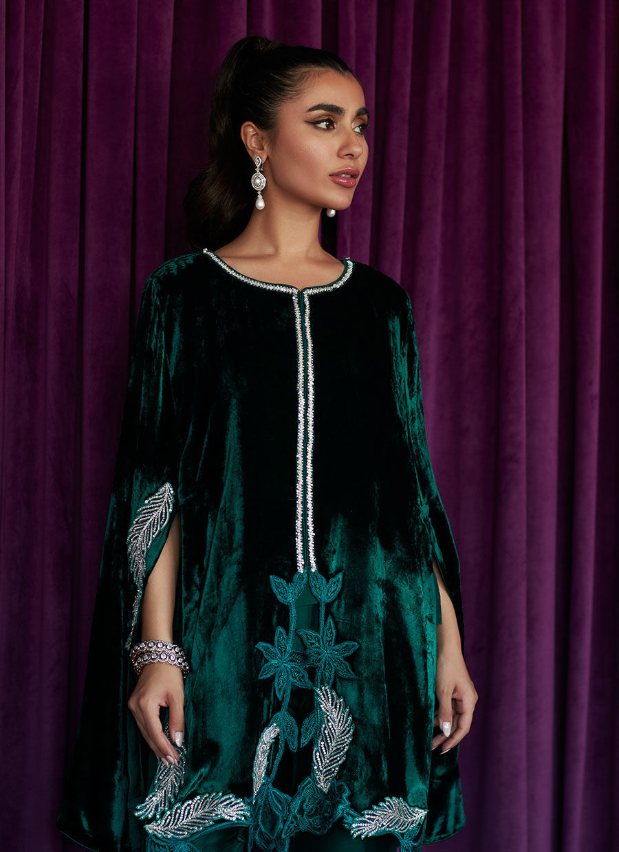 Kristin Emerald Cape | Velvet | FARAH TALIB AZIZ