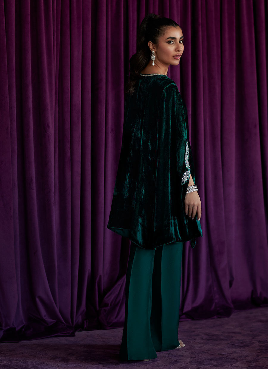 Kristin Emerald Cape | Velvet | FARAH TALIB AZIZ