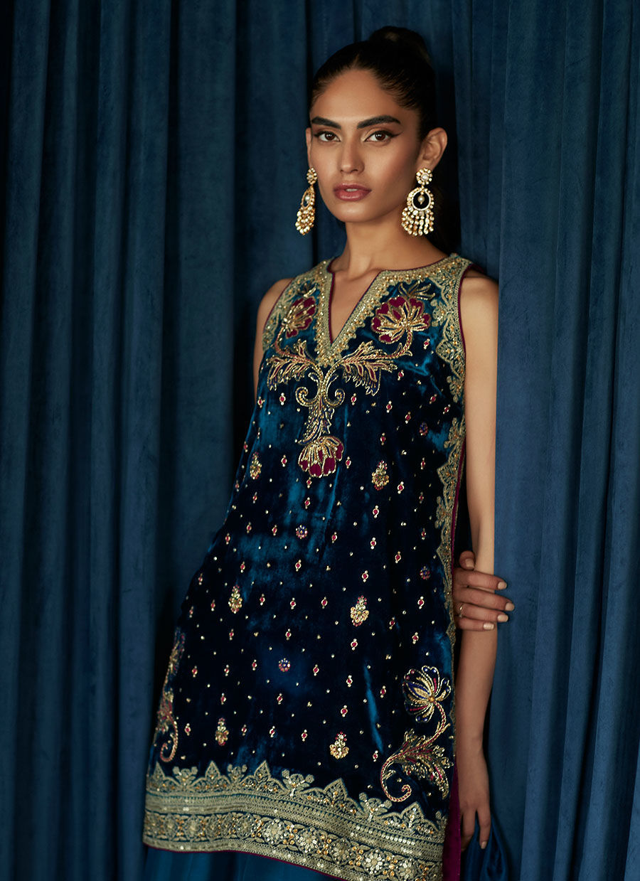 Shirley Shirt And Dupatta | Velvet | FARAH TALIB AZIZ