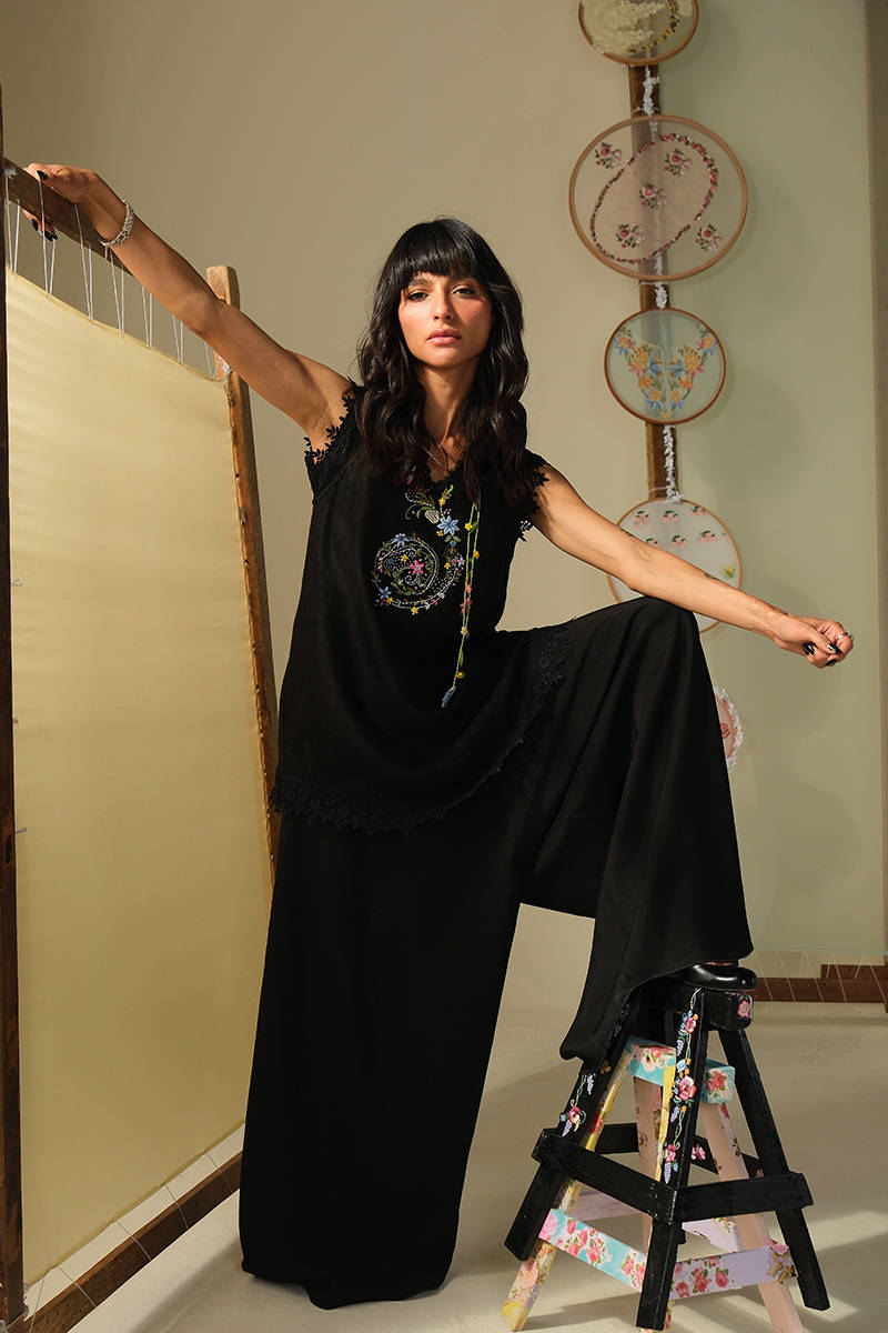 FLORAL WHIMSY SHIRT | DHOOP | FARIDA HASAN