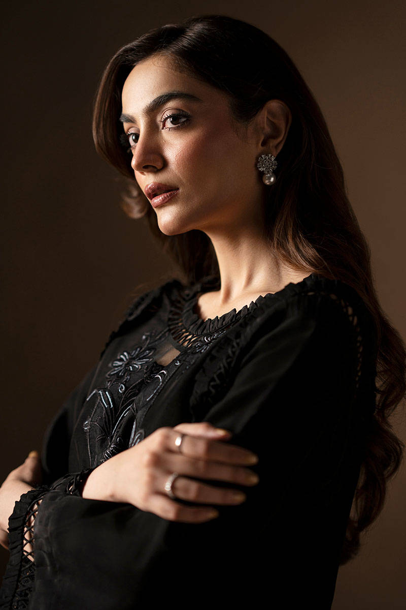 BLACK BRONCHO | Mohsin Naveed Ranjha
