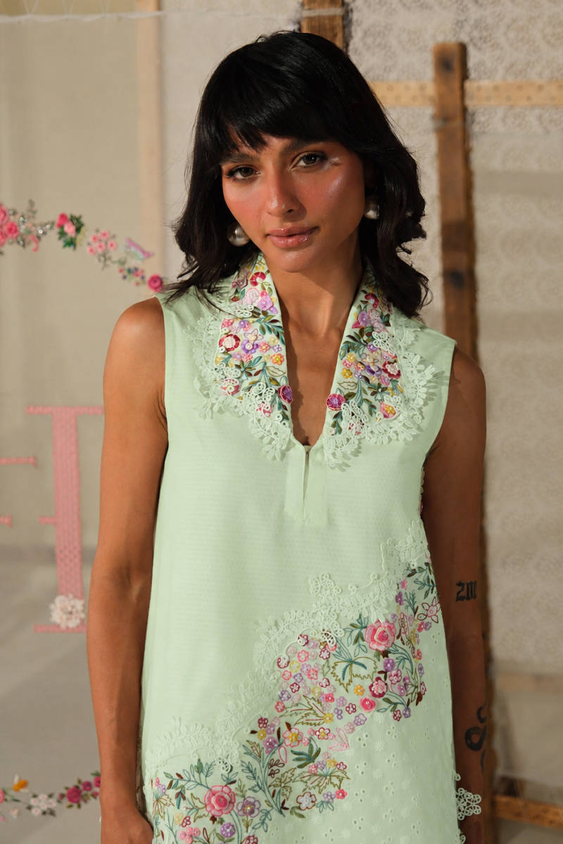 GARDENIA IN MINT GREEN | DHOOP | FARIDA HASAN
