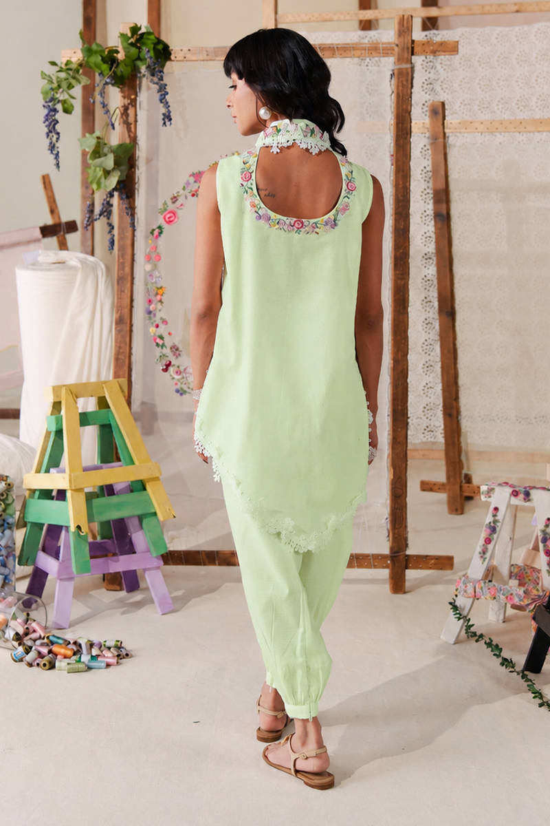 GARDENIA IN MINT GREEN | DHOOP | FARIDA HASAN