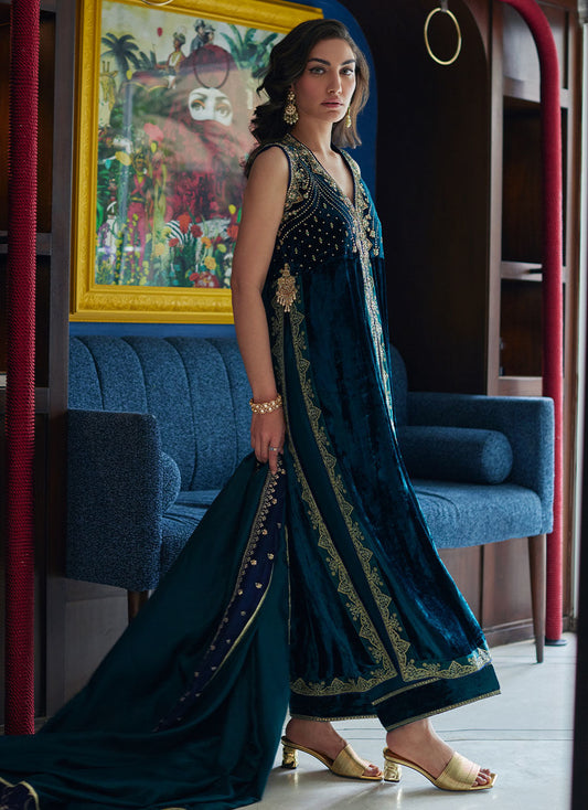 Sahla Shirt And Dupatta | Velvet | FARAH TALIB AZIZ