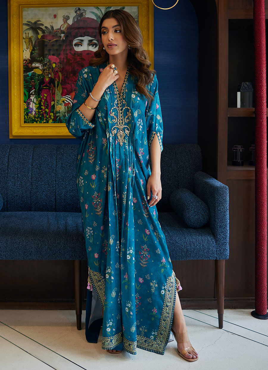 Zuhra Kaftan | Velvet | FARAH TALIB AZIZ