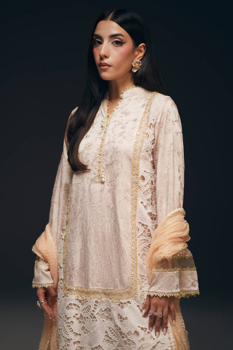 VERY BERRY | Chai Coffee Luxury Pret Vol 6 | Mohsin Naveed Ranjha