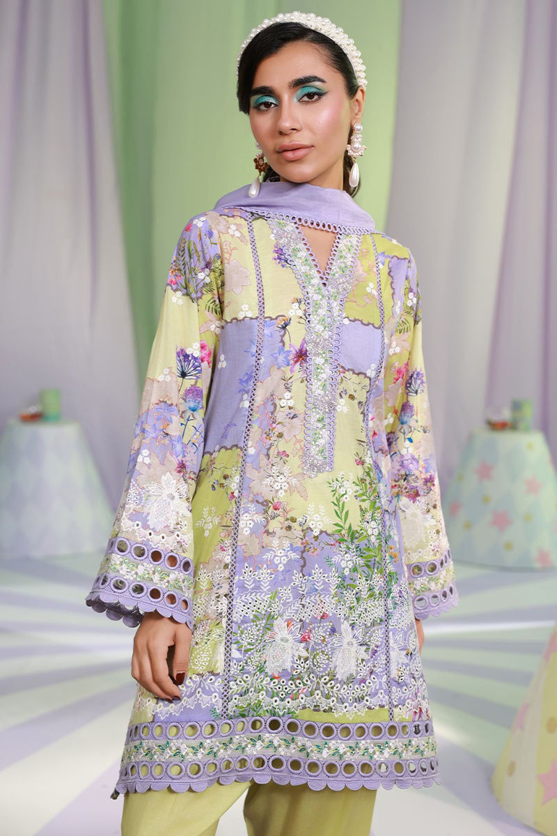 Snazzy | Ansab Jahangir