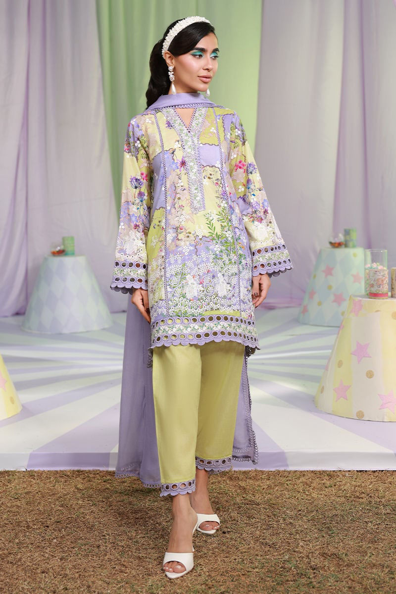 Snazzy | Ansab Jahangir